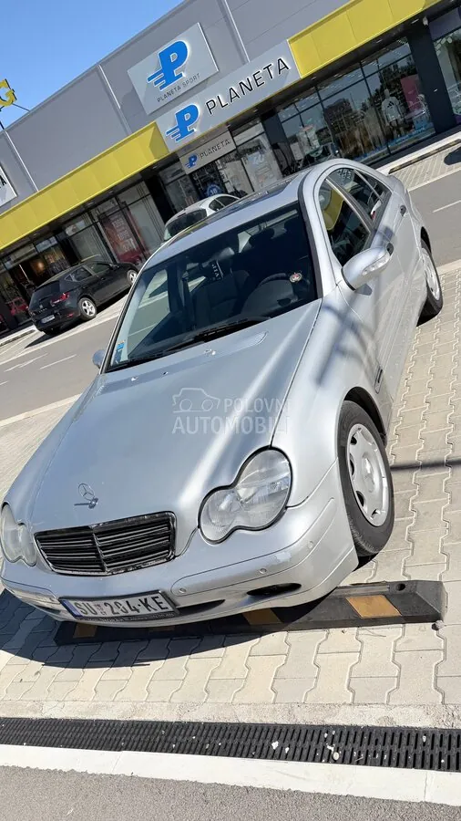 Mercedes-Benz C 180