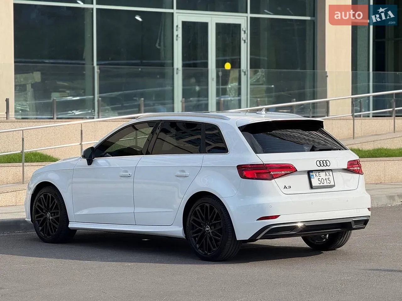 Audi A3 2017 photo 3