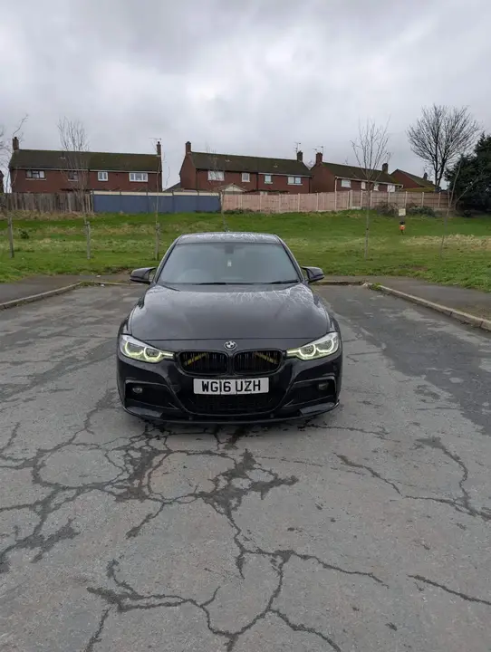BMW 3 Series 2016 photo 2