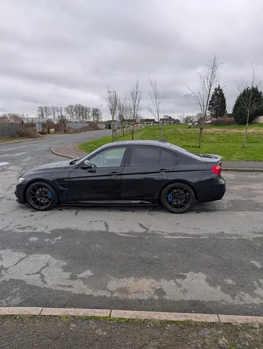 BMW 3 Series 2016 photo 5