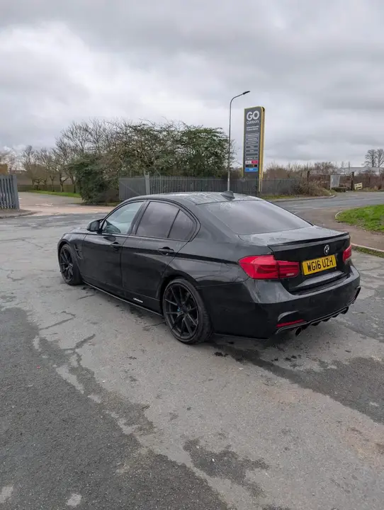BMW 3 Series 2016 photo 4