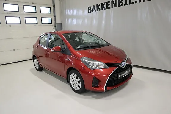 Toyota Yaris 2015 photo 4