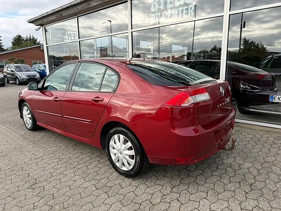 Renault Laguna 2008 photo 2