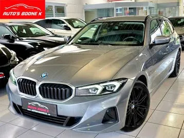 BMW 320 Touring 2023 photo 3