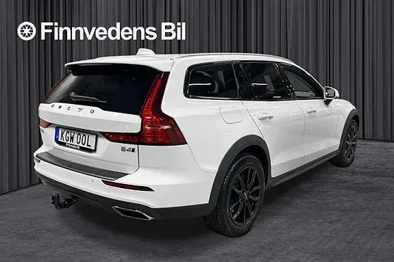 Volvo V60 Cross Country 2022 photo 3