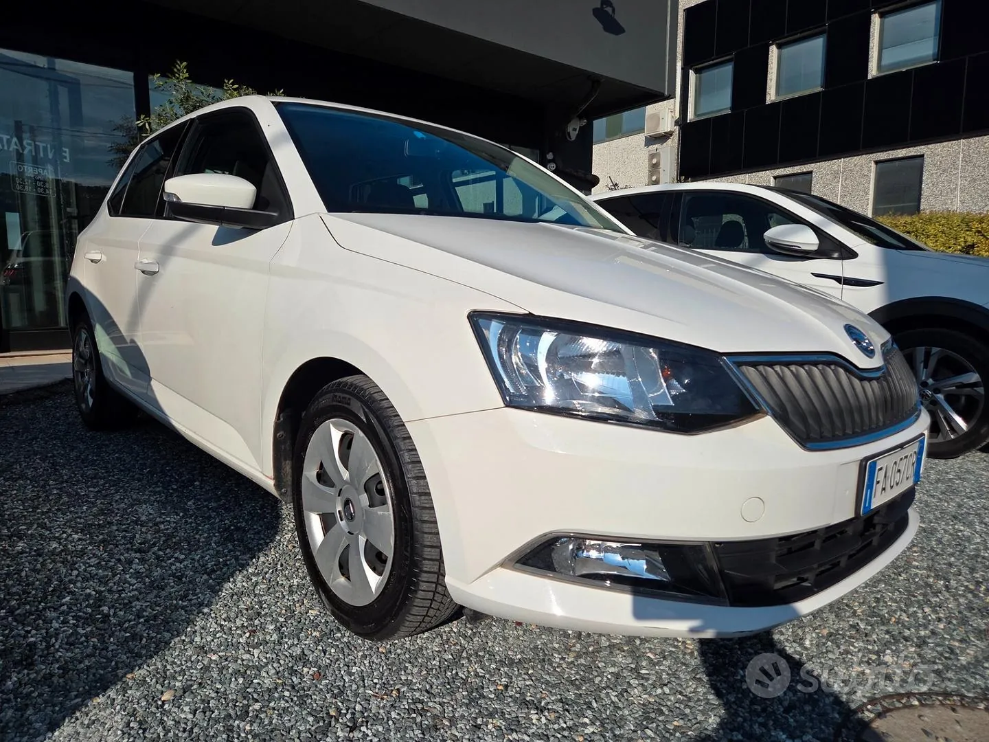 Skoda Fabia 2015 photo 4