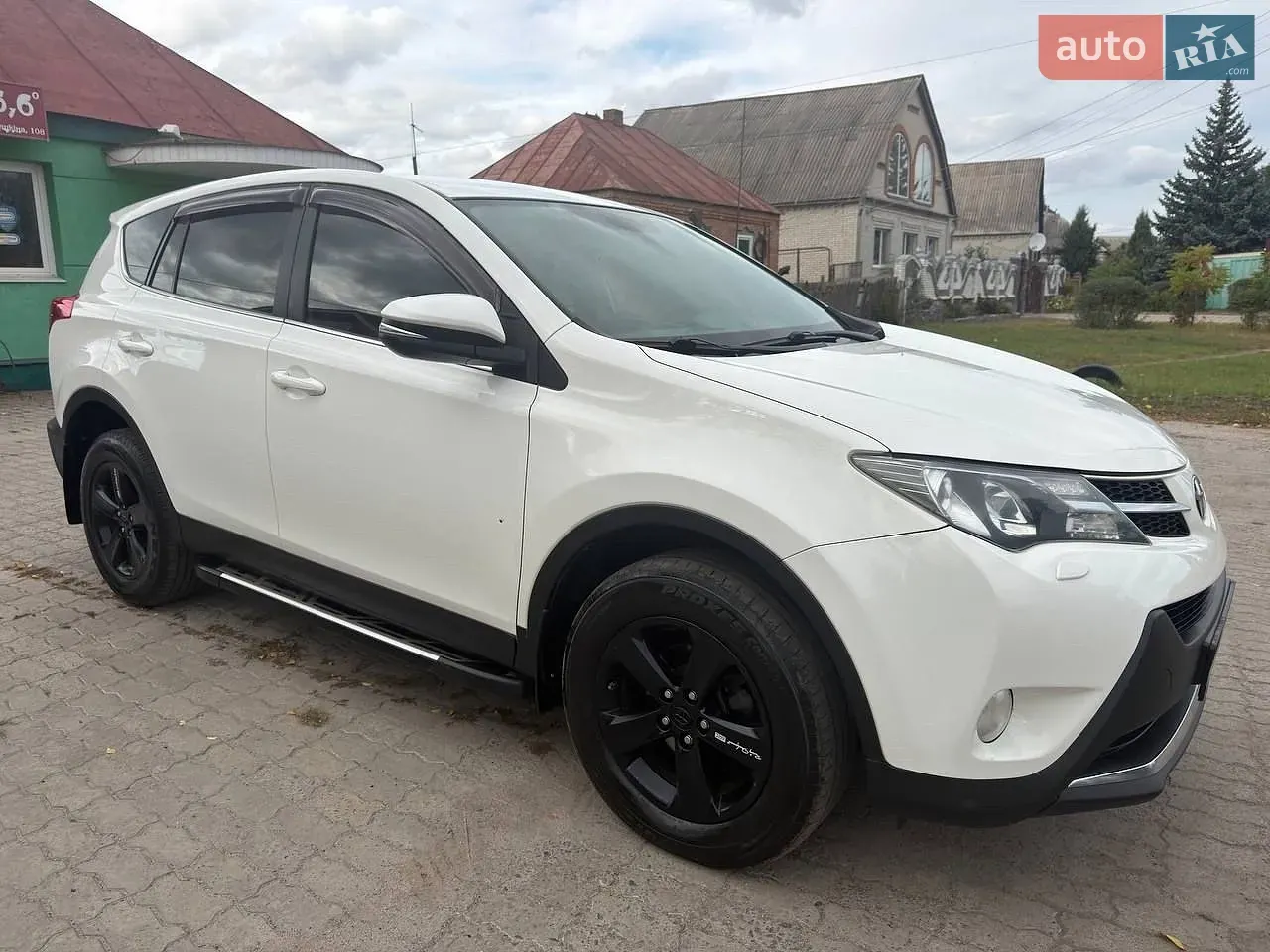 Toyota Rav4 2014 photo 4