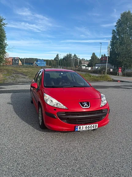 Peugeot 207 2007 photo 2