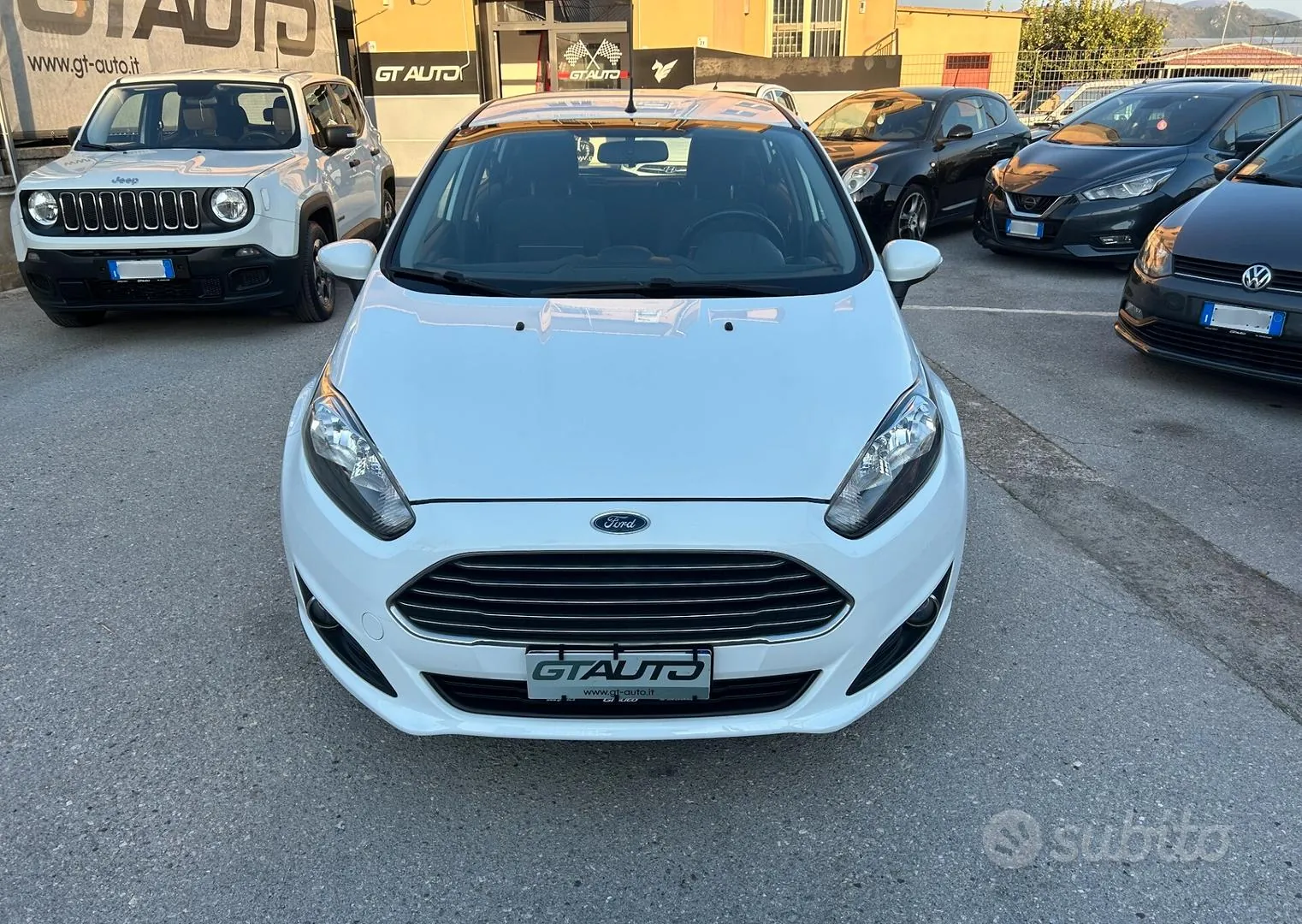 Ford Fiesta 2013 photo 2