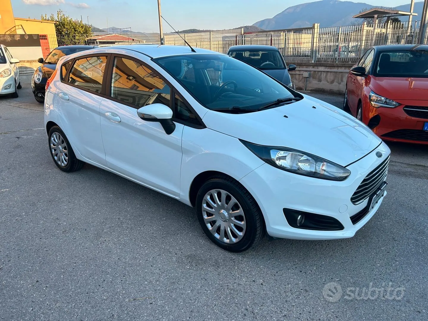 Ford Fiesta 2013 photo 3