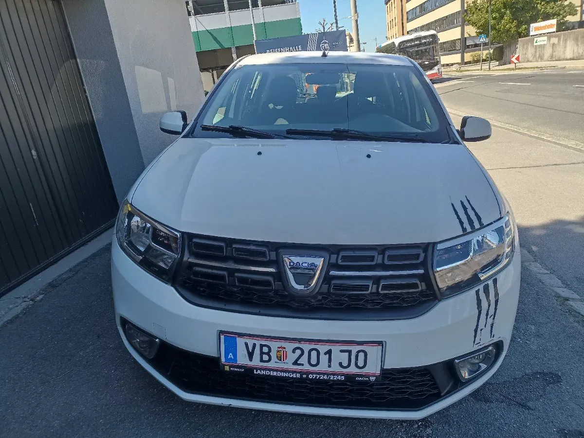 Dacia Sandero 2019 photo 2
