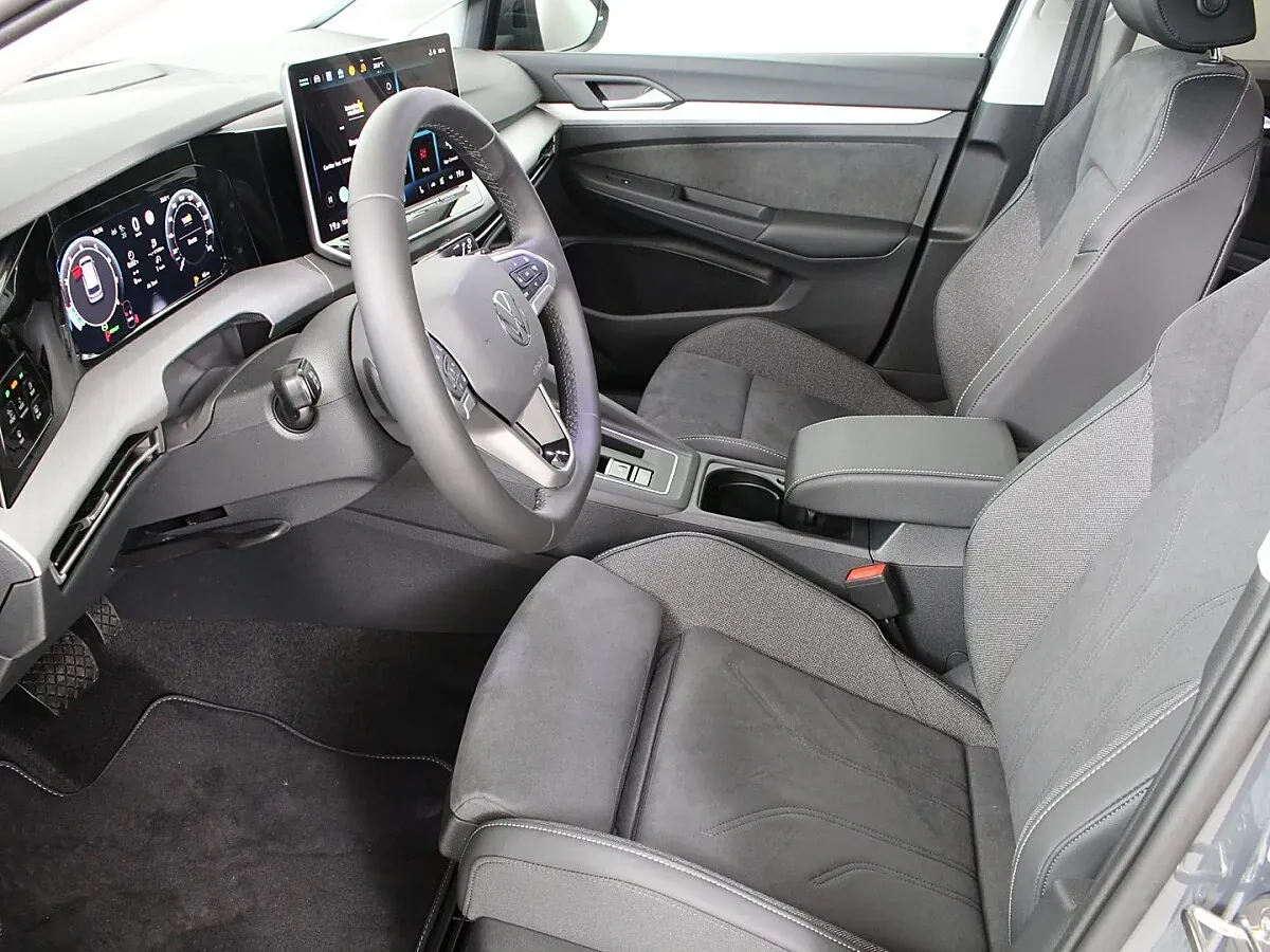 Volkswagen Golf 2026 photo 3