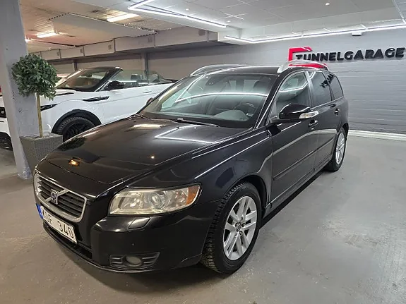 Volvo V50 2010 photo 2