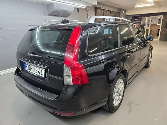 Volvo V50 2010 photo 4