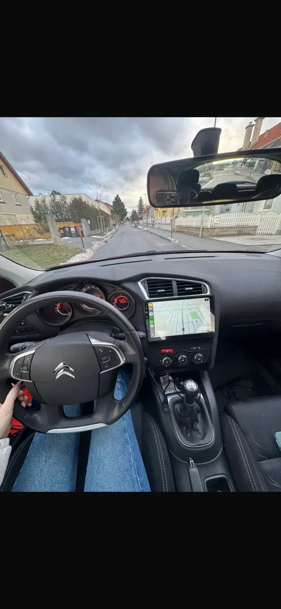 Citroen C4 2015 photo 3