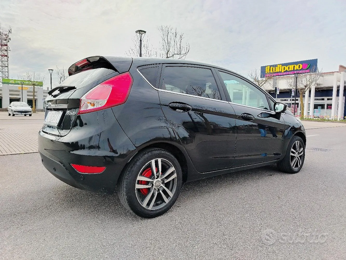 Ford Fiesta 2013 photo 2