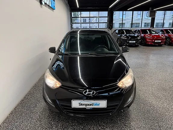 Hyundai I20 2015 photo 3