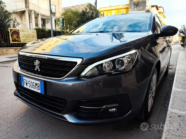 Peugeot 308 2019 photo 3