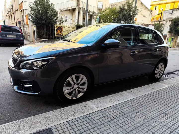 Peugeot 308 2019 photo 4