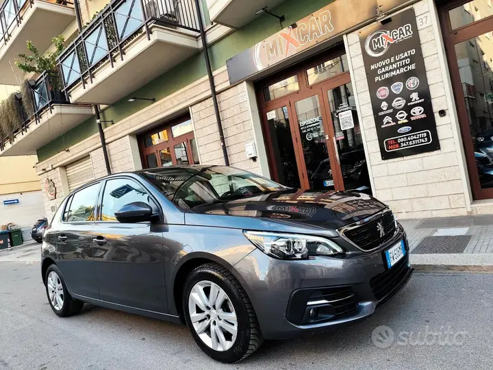 Peugeot 308
