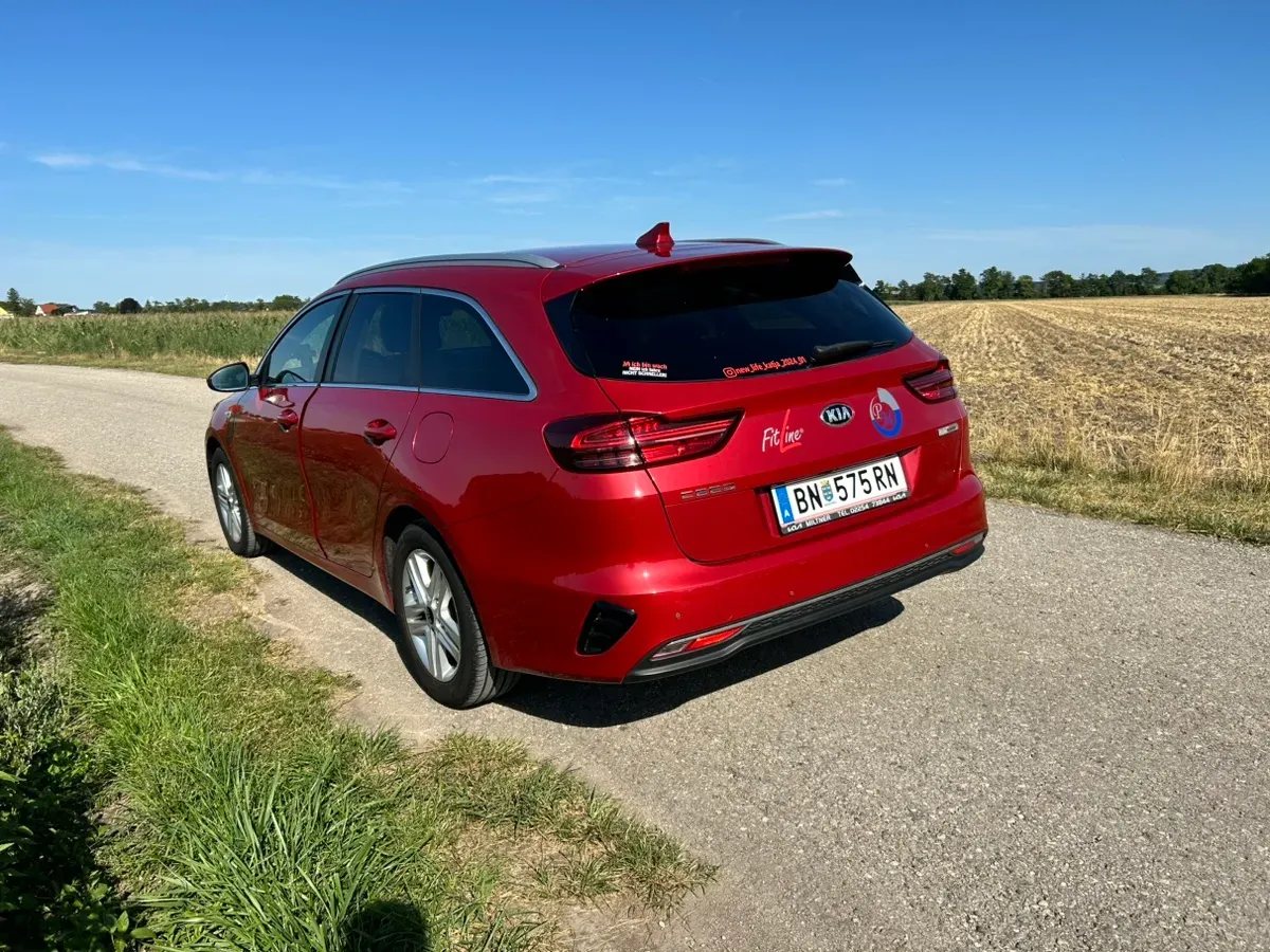 Kia Ceed 2021 photo 2