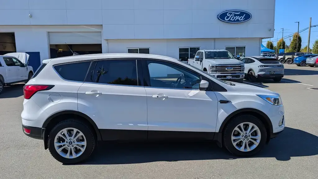Ford Escape 2019 photo 4