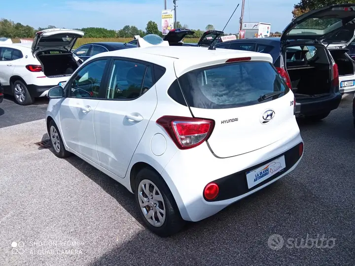 Hyundai I10 2017 photo 2