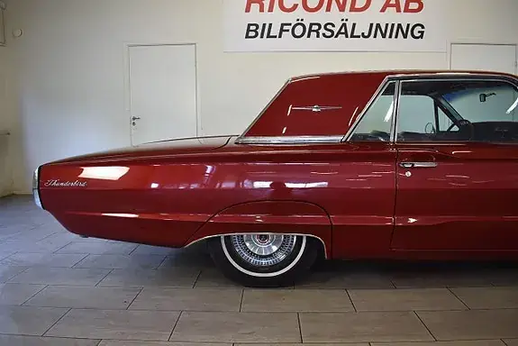 Ford Thunderbird 1966 photo 3