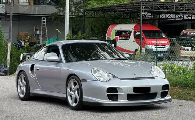 Porsche 911