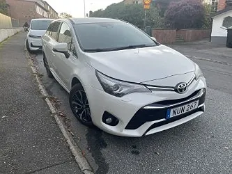 Toyota Avensis 2018 photo 3