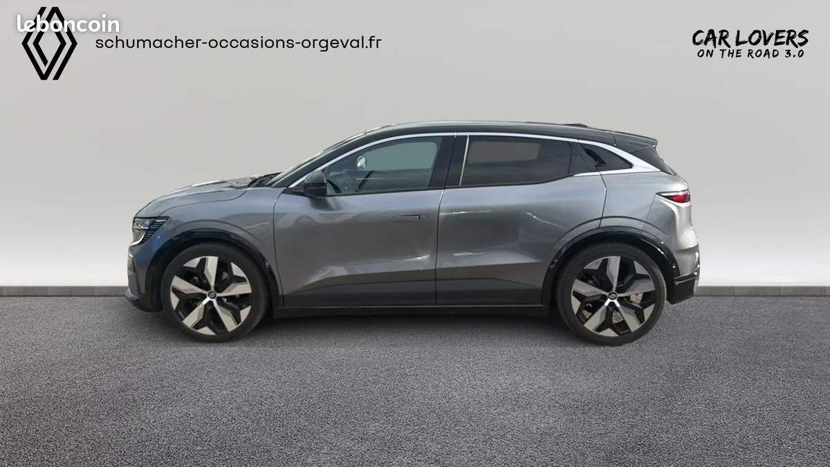 Renault Megane 2023 photo 2