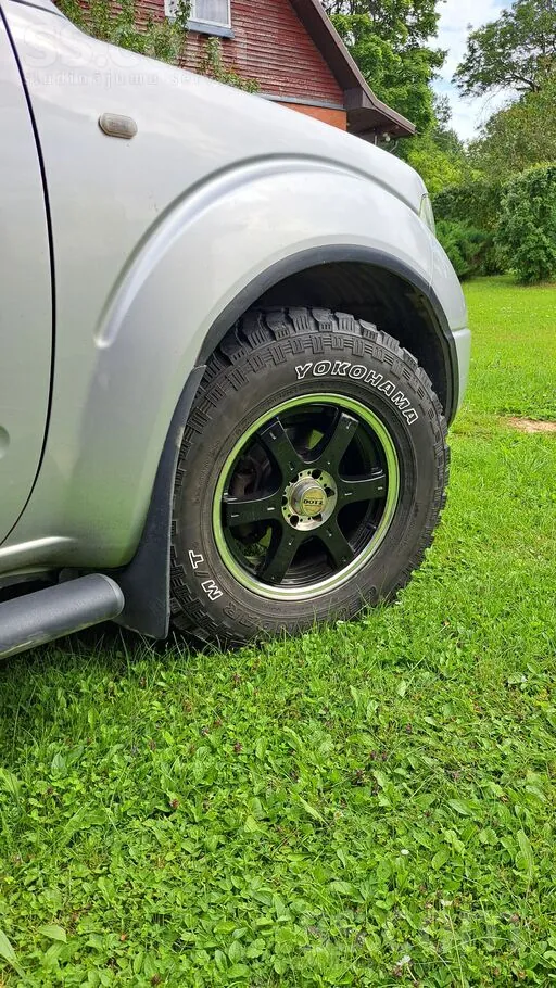 Nissan Navara 2006 photo 3