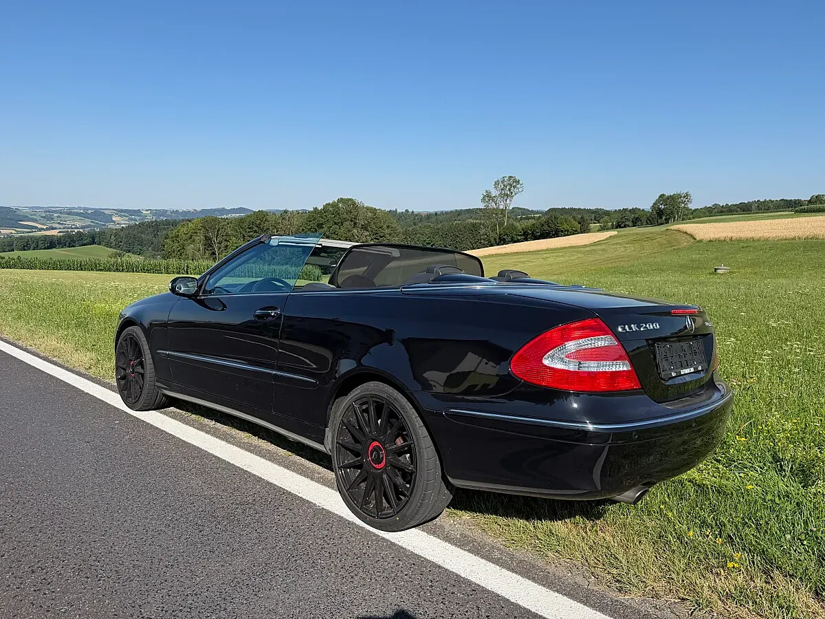Mercedes-Benz Clk 200 Kompressor 2005 photo 2