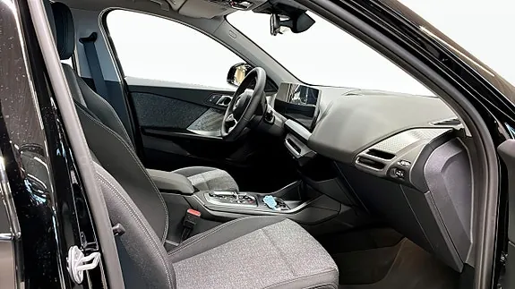BMW 120 2025 photo 3