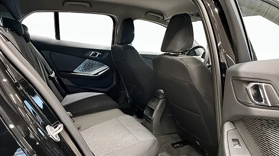 BMW 120 2025 photo 5