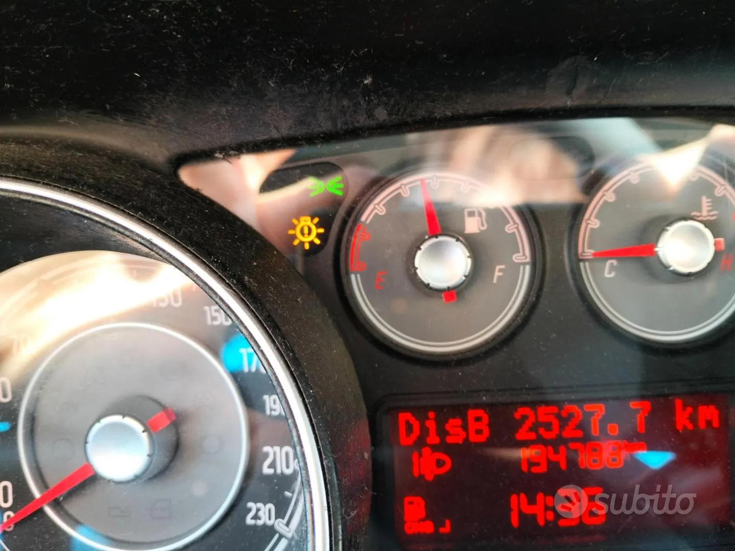 Fiat Punto 2009 photo 2