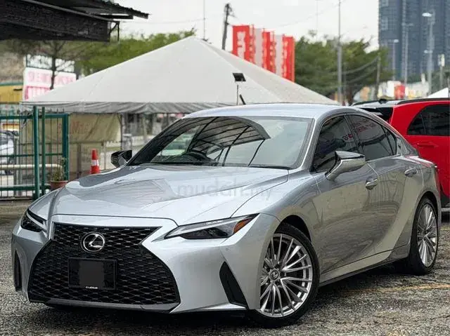 Lexus Is300