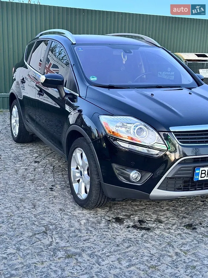 Ford Kuga 2011 photo 2