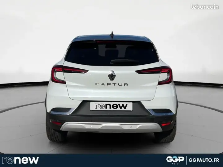 Renault Captur 2023 photo 4
