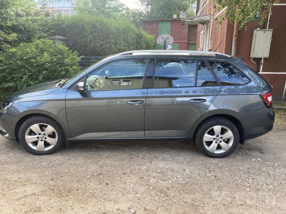 Skoda Fabia 2016 photo 3