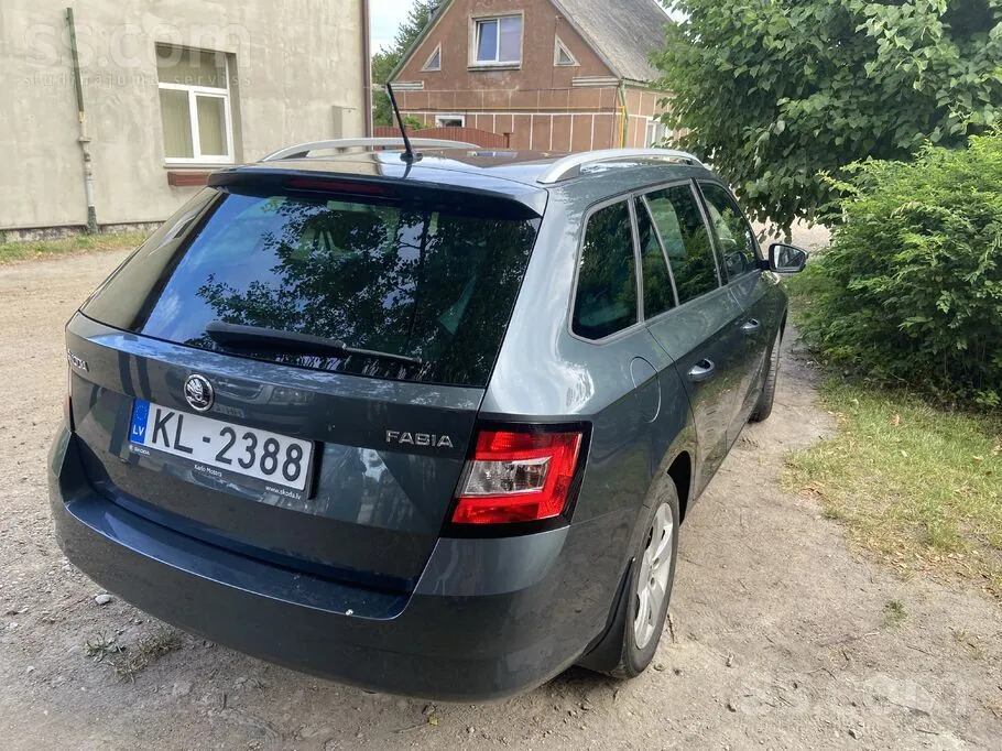 Skoda Fabia 2016 photo 4