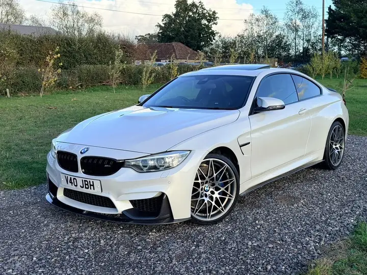 BMW M4 2017 photo 3