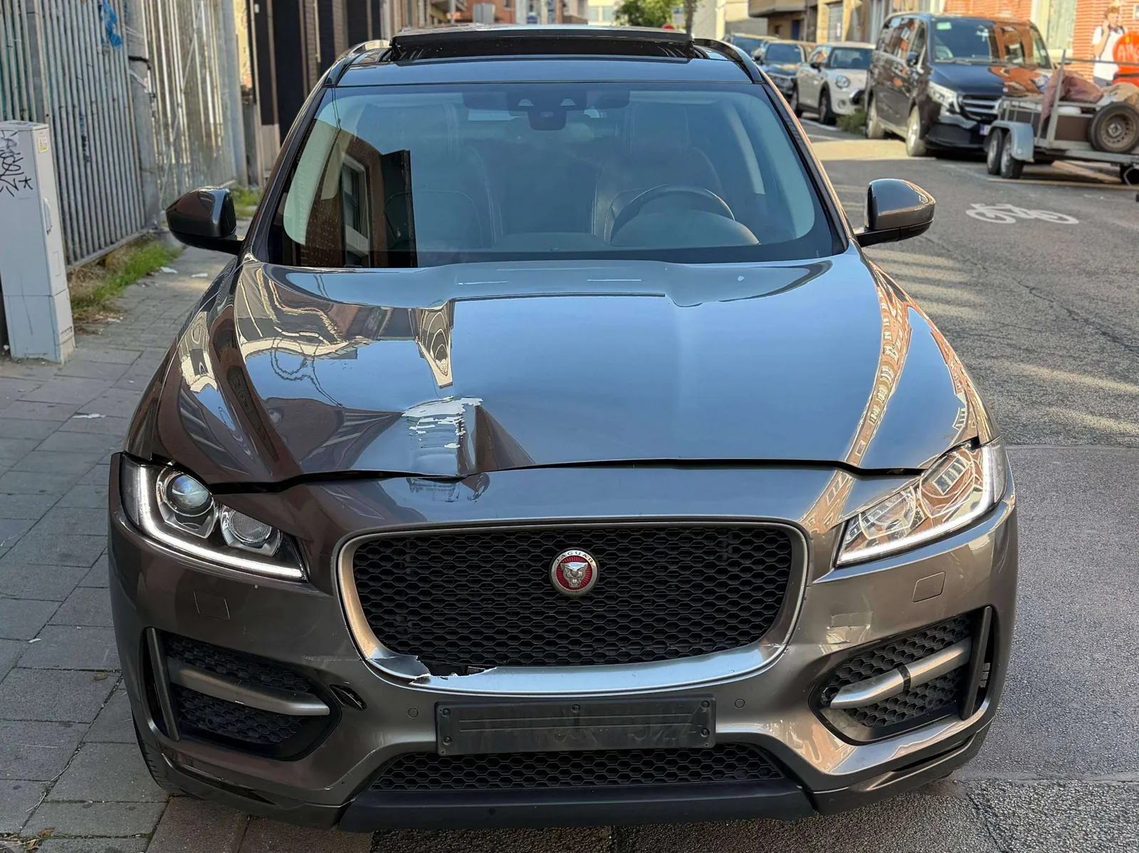 Jaguar F-Pace 2017 photo 5