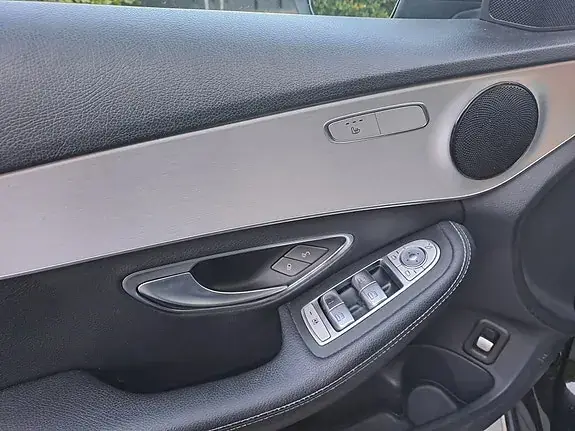 Mercedes-Benz 220 D 2019 photo 3