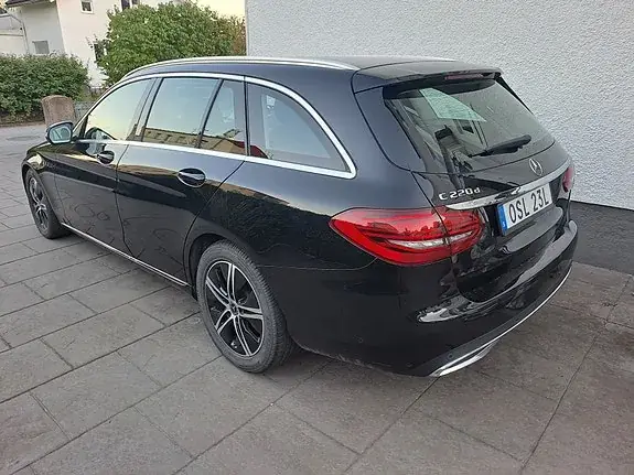 Mercedes-Benz 220 D 2019 photo 5