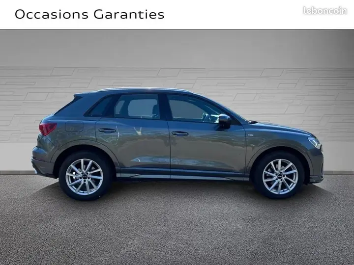 Audi Q3 2019 photo 5