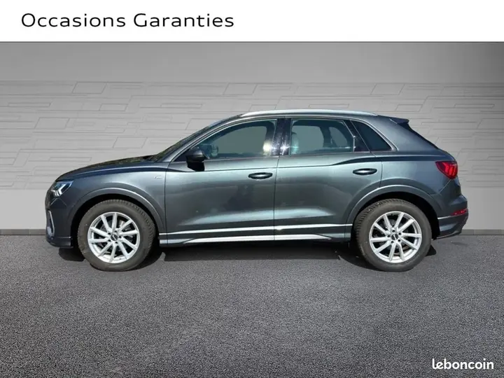 Audi Q3 2019 photo 2