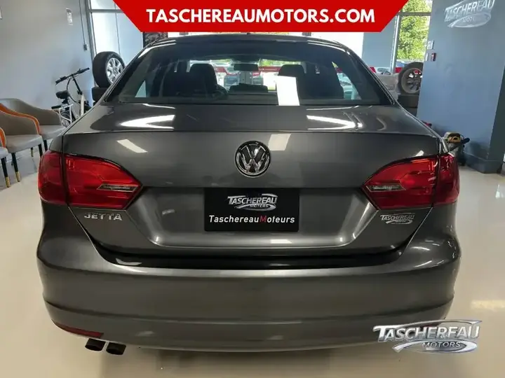 Volkswagen Jetta 2013 photo 5