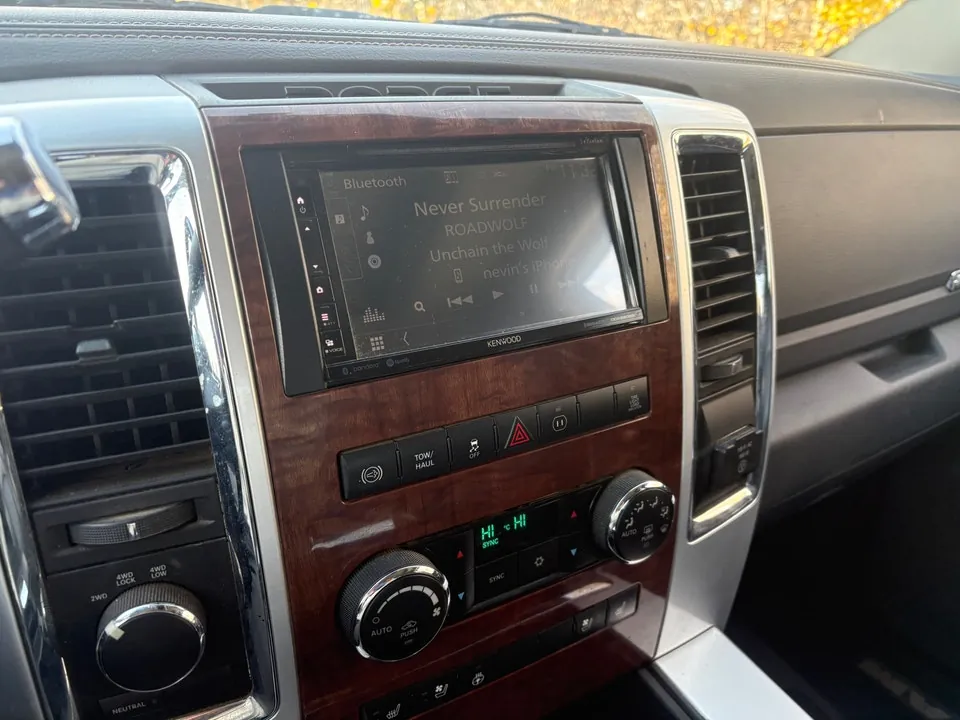 Dodge Laramie 2012 photo 4