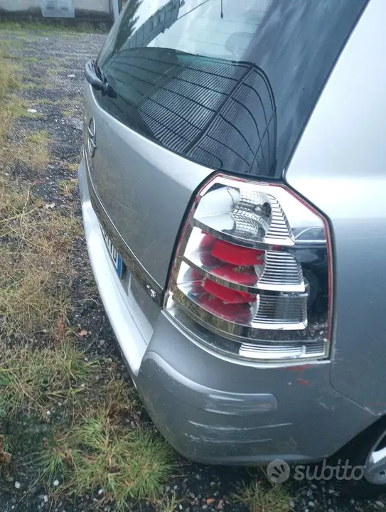 Opel Zafira 2008 photo 2
